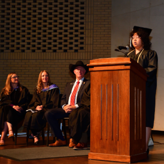 промовець на випускному 